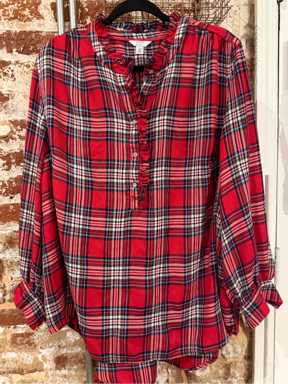 Crown & Ivy Women's Plus Size Ruffle Neck Plaid Blouse, Size 3X